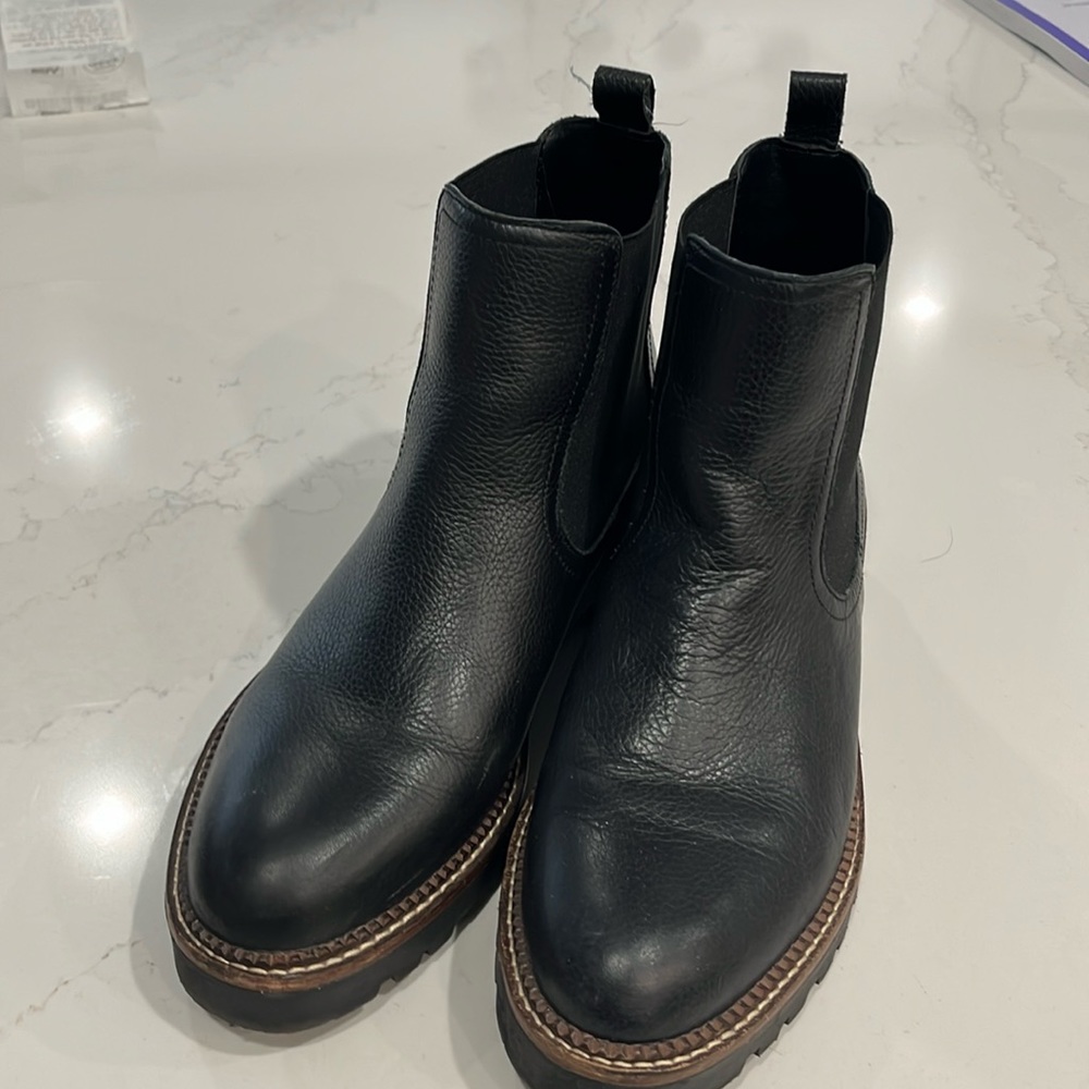 Caslon from Nordstrom Lug sole Chelsea Black boot